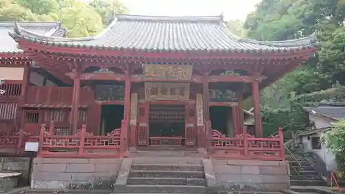 崇福寺の本殿・本堂