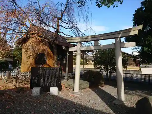 青嶋八幡宮神社の鳥居