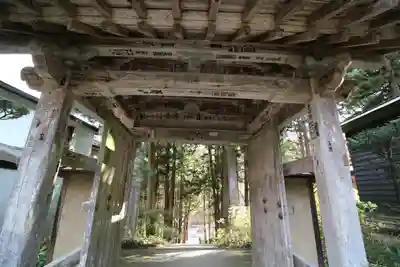 安楽寺の山門・神門