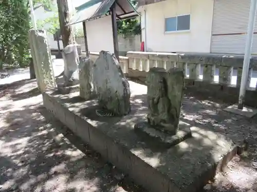 巨摩八幡宮の建物その他