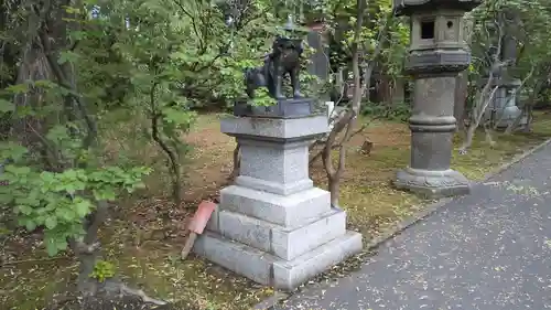 岩見澤神社の狛犬