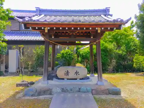 熊野社（大和町北高井）の手水舎