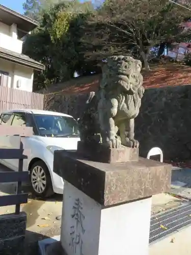 大豊神社の狛犬