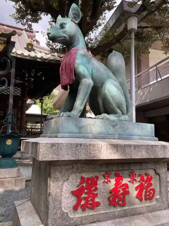 豊川稲荷東京別院の狛犬