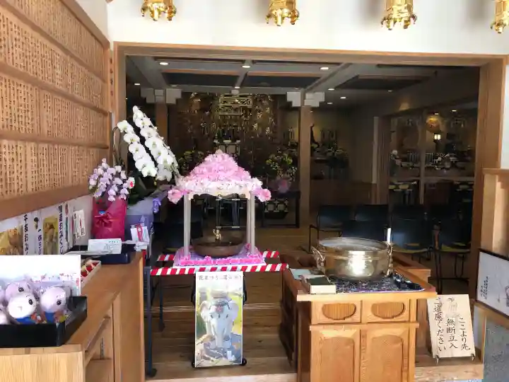 光禅寺の{uncategorized: "未分類", other: "その他", undefined: "問題あり", building: "その他建物", grave: "お墓", sacred_gate: "鳥居", guardian: "狛犬", statue: "像", buddha: "仏像", history: "歴史", nature: "自然", garden: "庭園", animal: "動物", pagoda: "塔", temizu: "手水舎", mountain_gate: "山門・神門", sanctuary: "本殿・本堂", subordinate: "末社・摂社", art: "芸術", scenery: "景色", jizo: "地蔵", ema: "絵馬", goshuin: "御朱印", omikuji: "おみくじ", items: "授与品その他", amulet: "お守り", goshuincho: "御朱印帳", eats: "食事", festival: "お祭り", votive_dance: "神楽", shichigosan: "七五三参", wedding: "結婚式", experience: "体験その他", initially: "初詣", around: "周辺", anti_infection: "感染症対策"}