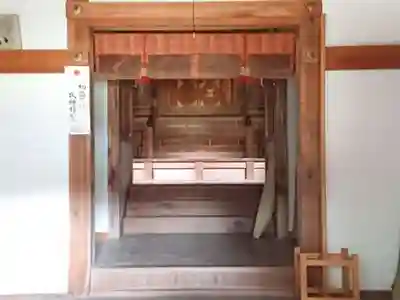 白山社の本殿・本堂