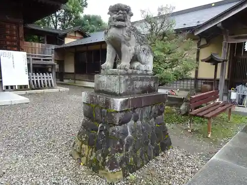 八雲神社の狛犬