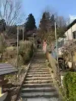 山寺日枝神社の{uncategorized: "未分類", other: "その他", undefined: "問題あり", building: "その他建物", grave: "お墓", sacred_gate: "鳥居", guardian: "狛犬", statue: "像", buddha: "仏像", history: "歴史", nature: "自然", garden: "庭園", animal: "動物", pagoda: "塔", temizu: "手水舎", mountain_gate: "山門・神門", sanctuary: "本殿・本堂", subordinate: "末社・摂社", art: "芸術", scenery: "景色", jizo: "地蔵", ema: "絵馬", goshuin: "御朱印", omikuji: "おみくじ", items: "授与品その他", amulet: "お守り", goshuincho: "御朱印帳", eats: "食事", festival: "お祭り", votive_dance: "神楽", shichigosan: "七五三参", wedding: "結婚式", experience: "体験その他", initially: "初詣", around: "周辺", anti_infection: "感染症対策"}