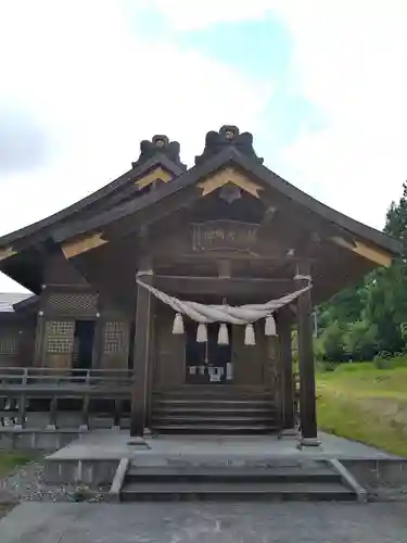 居多神社の本殿