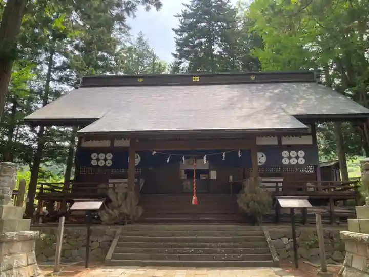 山家神社の本殿・本堂