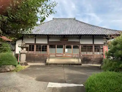 円泉寺の本殿