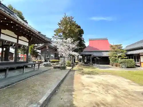 山部神社の建物その他