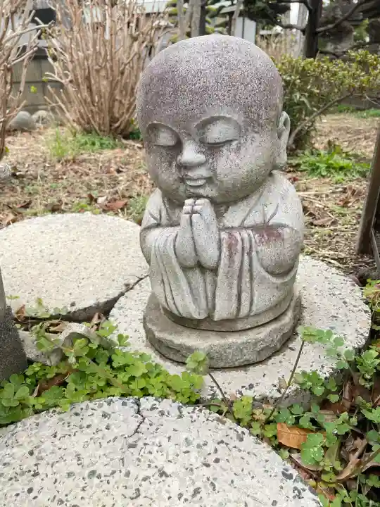 興全寺の{uncategorized: "未分類", other: "その他", undefined: "問題あり", building: "その他建物", grave: "お墓", sacred_gate: "鳥居", guardian: "狛犬", statue: "像", buddha: "仏像", history: "歴史", nature: "自然", garden: "庭園", animal: "動物", pagoda: "塔", temizu: "手水舎", mountain_gate: "山門・神門", sanctuary: "本殿・本堂", subordinate: "末社・摂社", art: "芸術", scenery: "景色", jizo: "地蔵", ema: "絵馬", goshuin: "御朱印", omikuji: "おみくじ", items: "授与品その他", amulet: "お守り", goshuincho: "御朱印帳", eats: "食事", festival: "お祭り", votive_dance: "神楽", shichigosan: "七五三参", wedding: "結婚式", experience: "体験その他", initially: "初詣", around: "周辺", anti_infection: "感染症対策"}