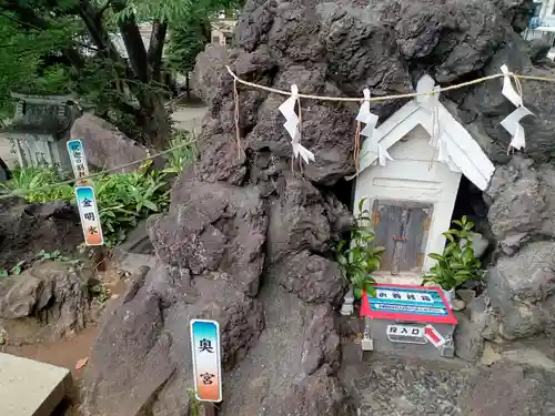 鳩森八幡神社の末社・摂社