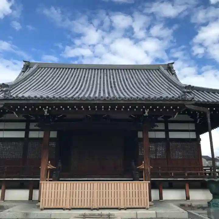 阿弥陀寺の本殿・本堂