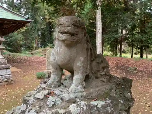 側高神社の狛犬