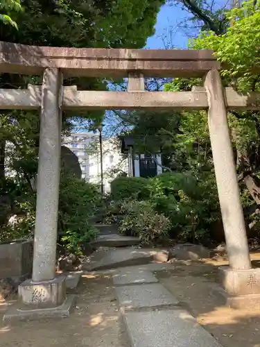 品川神社の鳥居