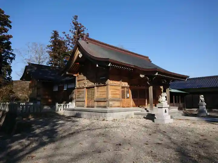 豊富神社の本殿・本堂