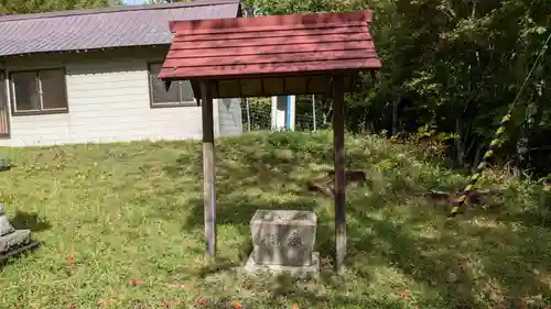 下金山神社の手水