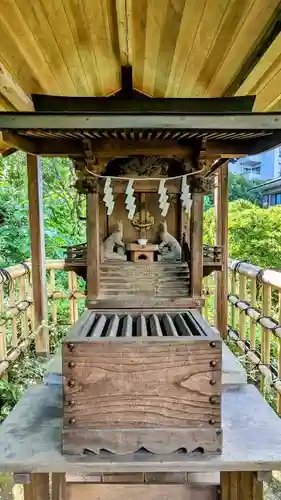 白金氷川神社の末社