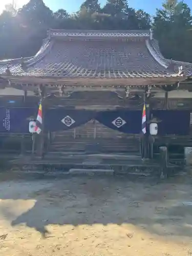 福王寺の{uncategorized: "未分類", other: "その他", undefined: "問題あり", building: "その他建物", grave: "お墓", sacred_gate: "鳥居", guardian: "狛犬", statue: "像", buddha: "仏像", history: "歴史", nature: "自然", garden: "庭園", animal: "動物", pagoda: "塔", temizu: "手水舎", mountain_gate: "山門・神門", sanctuary: "本殿・本堂", subordinate: "末社・摂社", art: "芸術", scenery: "景色", jizo: "地蔵", ema: "絵馬", goshuin: "御朱印", omikuji: "おみくじ", items: "授与品その他", amulet: "お守り", goshuincho: "御朱印帳", eats: "食事", festival: "お祭り", votive_dance: "神楽", shichigosan: "七五三参", wedding: "結婚式", experience: "体験その他", initially: "初詣", around: "周辺", anti_infection: "感染症対策"}