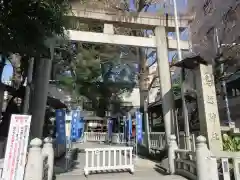 鳥越神社の鳥居