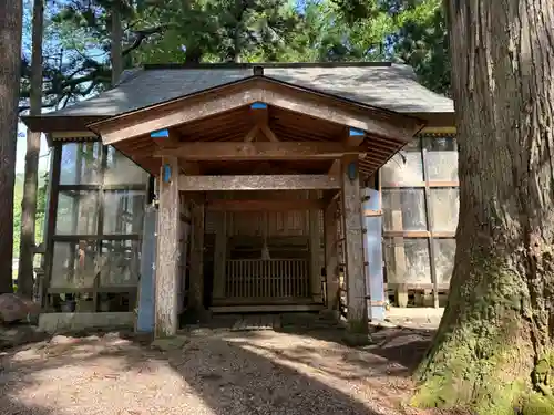 八幡神社(樺八幡神社)の本殿