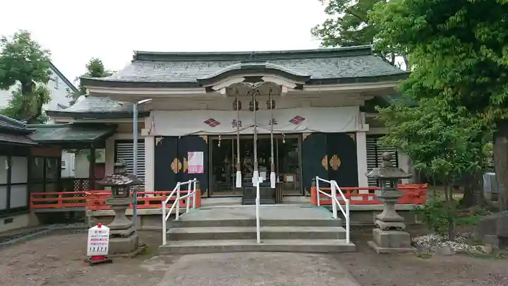 穴切大神社の本殿・本堂
