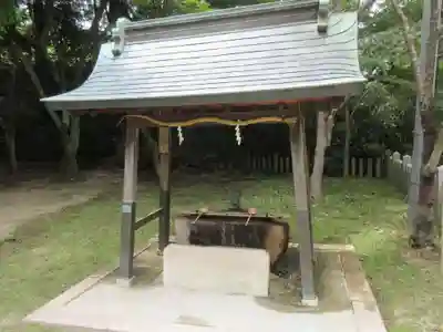 湯泉神社の手水舎
