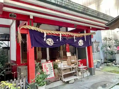 讃岐小白稲荷神社の本殿・本堂