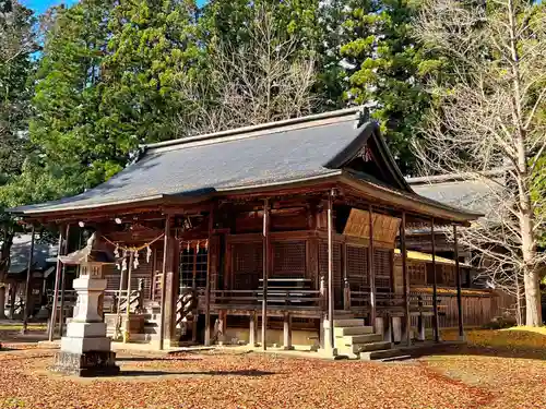 鮎貝八幡宮の本殿