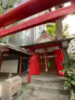 鳥居稲荷神社の{uncategorized: "未分類", other: "その他", undefined: "問題あり", building: "その他建物", grave: "お墓", sacred_gate: "鳥居", guardian: "狛犬", statue: "像", buddha: "仏像", history: "歴史", nature: "自然", garden: "庭園", animal: "動物", pagoda: "塔", temizu: "手水舎", mountain_gate: "山門・神門", sanctuary: "本殿・本堂", subordinate: "末社・摂社", art: "芸術", scenery: "景色", jizo: "地蔵", ema: "絵馬", goshuin: "御朱印", omikuji: "おみくじ", items: "授与品その他", amulet: "お守り", goshuincho: "御朱印帳", eats: "食事", festival: "お祭り", votive_dance: "神楽", shichigosan: "七五三参", wedding: "結婚式", experience: "体験その他", initially: "初詣", around: "周辺", anti_infection: "感染症対策"}