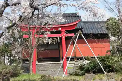 乙吉稲荷神社の本殿・本堂