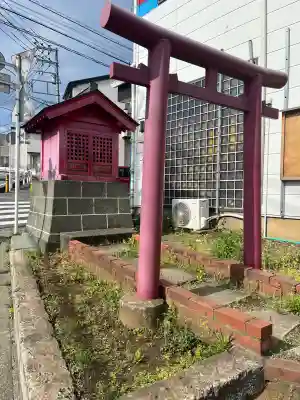 大矢稲荷の{uncategorized: "未分類", other: "その他", undefined: "問題あり", building: "その他建物", grave: "お墓", sacred_gate: "鳥居", guardian: "狛犬", statue: "像", buddha: "仏像", history: "歴史", nature: "自然", garden: "庭園", animal: "動物", pagoda: "塔", temizu: "手水舎", mountain_gate: "山門・神門", sanctuary: "本殿・本堂", subordinate: "末社・摂社", art: "芸術", scenery: "景色", jizo: "地蔵", ema: "絵馬", goshuin: "御朱印", omikuji: "おみくじ", items: "授与品その他", amulet: "お守り", goshuincho: "御朱印帳", eats: "食事", festival: "お祭り", votive_dance: "神楽", shichigosan: "七五三参", wedding: "結婚式", experience: "体験その他", initially: "初詣", around: "周辺", anti_infection: "感染症対策"}