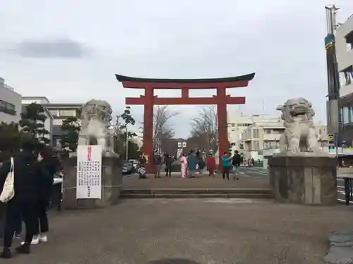 鶴岡八幡宮の鳥居