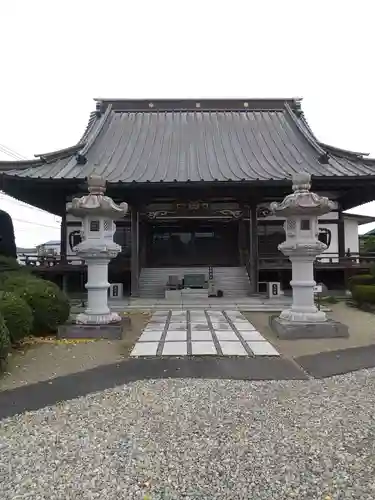 光照寺の本殿・本堂