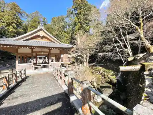 岩上神社(滋賀県)