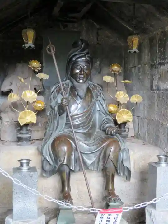 瀧泉寺(目黒不動尊)の仏像