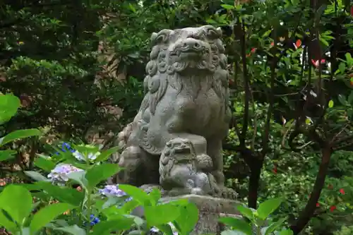 八幡神社の狛犬