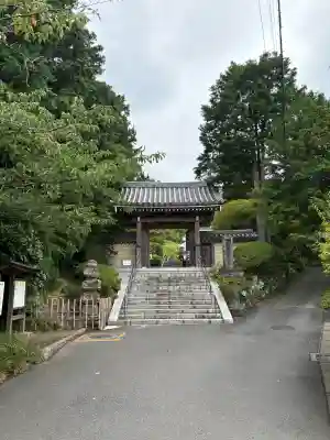 浄妙寺の{uncategorized: "未分類", other: "その他", undefined: "問題あり", building: "その他建物", grave: "お墓", sacred_gate: "鳥居", guardian: "狛犬", statue: "像", buddha: "仏像", history: "歴史", nature: "自然", garden: "庭園", animal: "動物", pagoda: "塔", temizu: "手水舎", mountain_gate: "山門・神門", sanctuary: "本殿・本堂", subordinate: "末社・摂社", art: "芸術", scenery: "景色", jizo: "地蔵", ema: "絵馬", goshuin: "御朱印", omikuji: "おみくじ", items: "授与品その他", amulet: "お守り", goshuincho: "御朱印帳", eats: "食事", festival: "お祭り", votive_dance: "神楽", shichigosan: "七五三参", wedding: "結婚式", experience: "体験その他", initially: "初詣", around: "周辺", anti_infection: "感染症対策"}