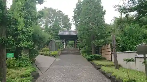 東長谷寺　薬王院の山門