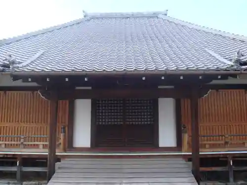 東南寺の本殿・本堂