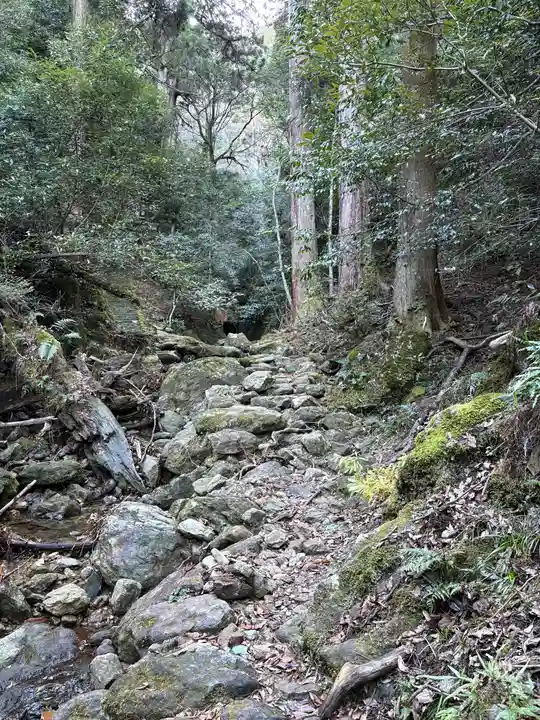 蔵王堂(鰐淵寺奥の院)(島根県)