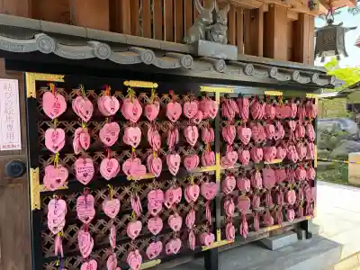 白山神社の{uncategorized: "未分類", other: "その他", undefined: "問題あり", building: "その他建物", grave: "お墓", sacred_gate: "鳥居", guardian: "狛犬", statue: "像", buddha: "仏像", history: "歴史", nature: "自然", garden: "庭園", animal: "動物", pagoda: "塔", temizu: "手水舎", mountain_gate: "山門・神門", sanctuary: "本殿・本堂", subordinate: "末社・摂社", art: "芸術", scenery: "景色", jizo: "地蔵", ema: "絵馬", goshuin: "御朱印", omikuji: "おみくじ", items: "授与品その他", amulet: "お守り", goshuincho: "御朱印帳", eats: "食事", festival: "お祭り", votive_dance: "神楽", shichigosan: "七五三参", wedding: "結婚式", experience: "体験その他", initially: "初詣", around: "周辺", anti_infection: "感染症対策"}