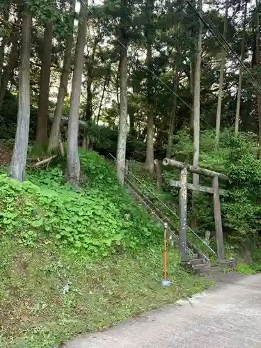 御嶽大権現の鳥居