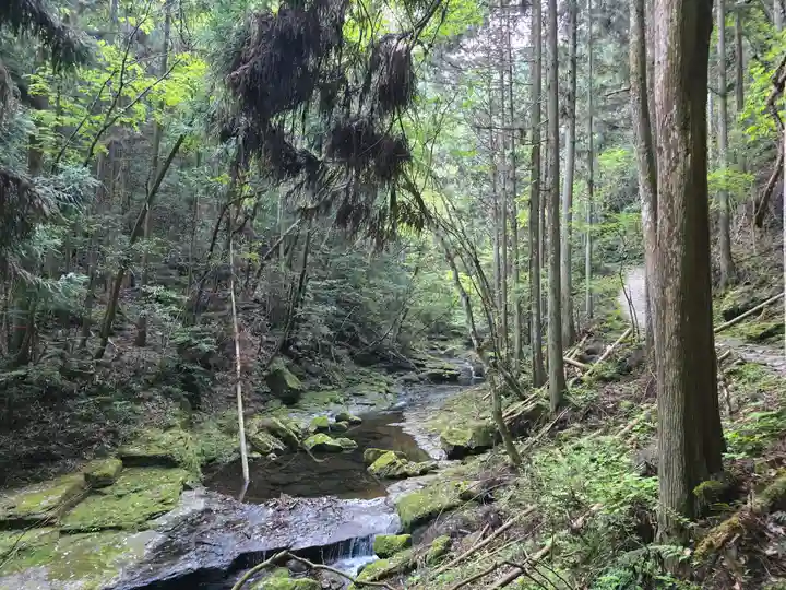 龍鎮神社(奈良県)
