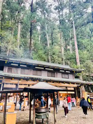 飛瀧神社（熊野那智大社別宮）の{uncategorized: "未分類", other: "その他", undefined: "問題あり", building: "その他建物", grave: "お墓", sacred_gate: "鳥居", guardian: "狛犬", statue: "像", buddha: "仏像", history: "歴史", nature: "自然", garden: "庭園", animal: "動物", pagoda: "塔", temizu: "手水舎", mountain_gate: "山門・神門", sanctuary: "本殿・本堂", subordinate: "末社・摂社", art: "芸術", scenery: "景色", jizo: "地蔵", ema: "絵馬", goshuin: "御朱印", omikuji: "おみくじ", items: "授与品その他", amulet: "お守り", goshuincho: "御朱印帳", eats: "食事", festival: "お祭り", votive_dance: "神楽", shichigosan: "七五三参", wedding: "結婚式", experience: "体験その他", initially: "初詣", around: "周辺", anti_infection: "感染症対策"}
