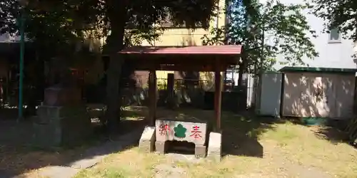 南品川諏訪神社の手水舎