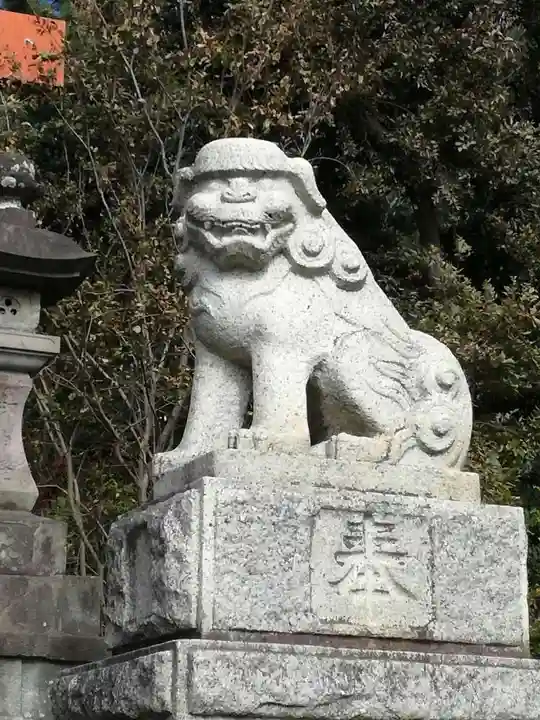 稲毛浅間神社の狛犬