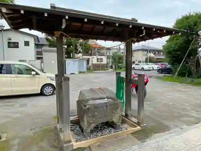 鵜ノ木八幡神社の手水舎